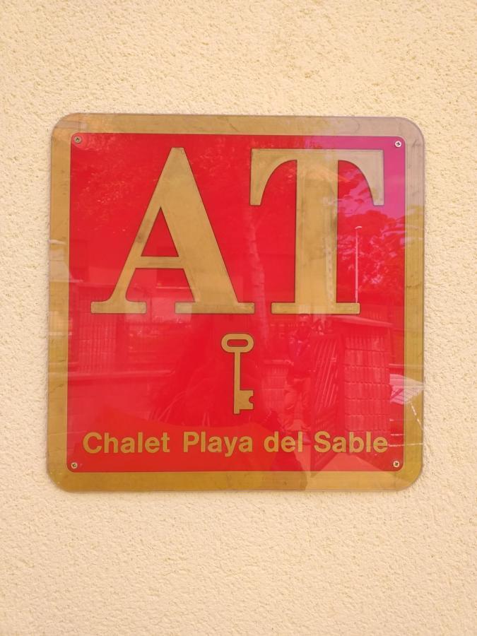 Chalet Playa Del Sable Hinojedo Exteriör bild